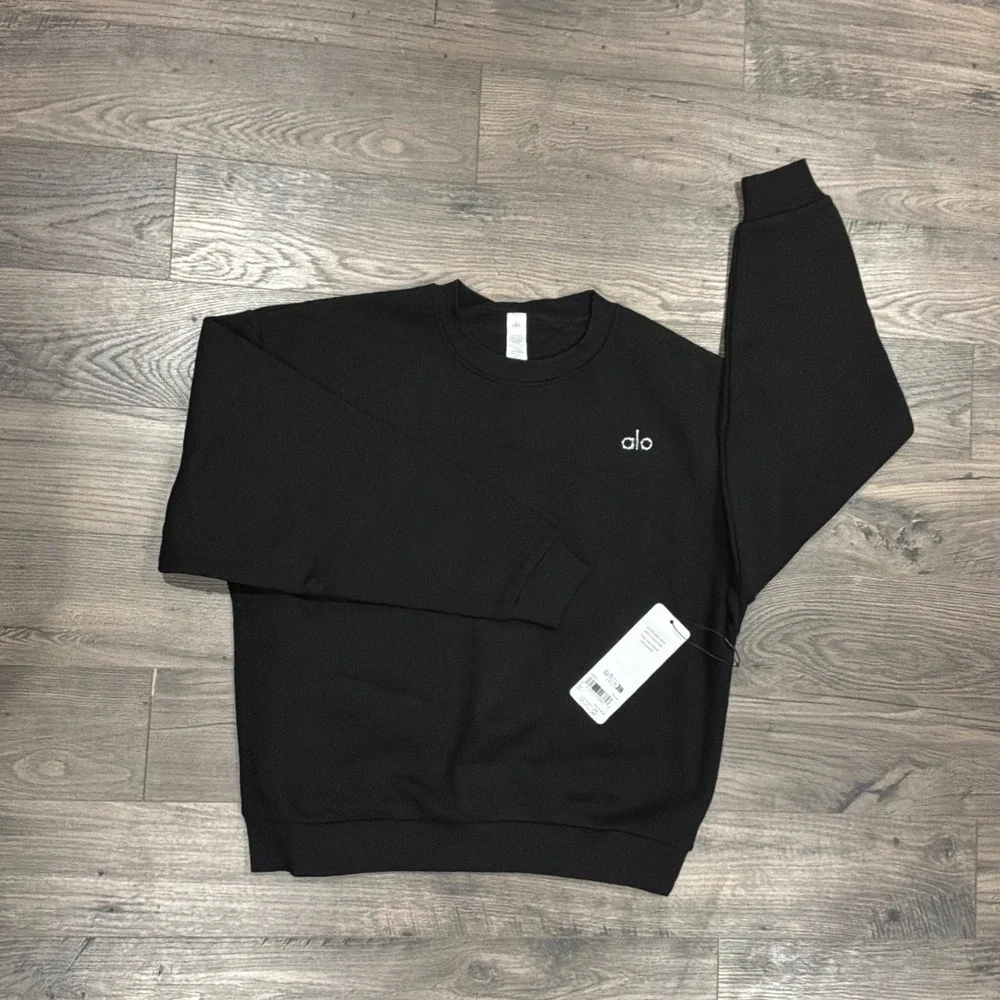 Alo Yoga Women Accolade Crew Neck Pullover Sweatshirt Black‎ Chrome Logo Size L